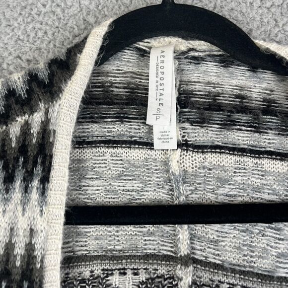 Aeropostale Cardigan Sweater Womens Small Gray Black Aztec Open Front  Knit - Picture 8 of 11